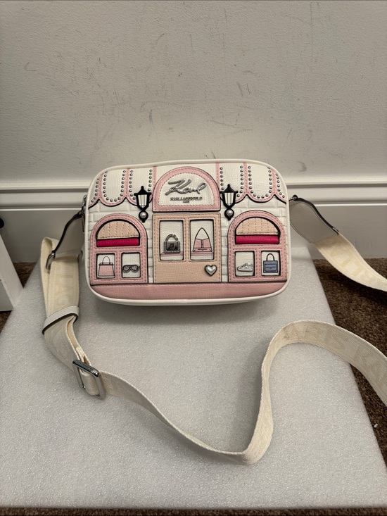 Karl Lagerfeld Handbags - Karl Lagerfeld storefront boutique appliqué crossbody bag NWOT
